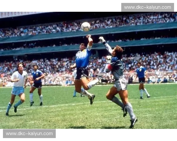 绿茵场上的冰与火之歌:沙特与墨西哥的宿命博弈,不仅仅是足球